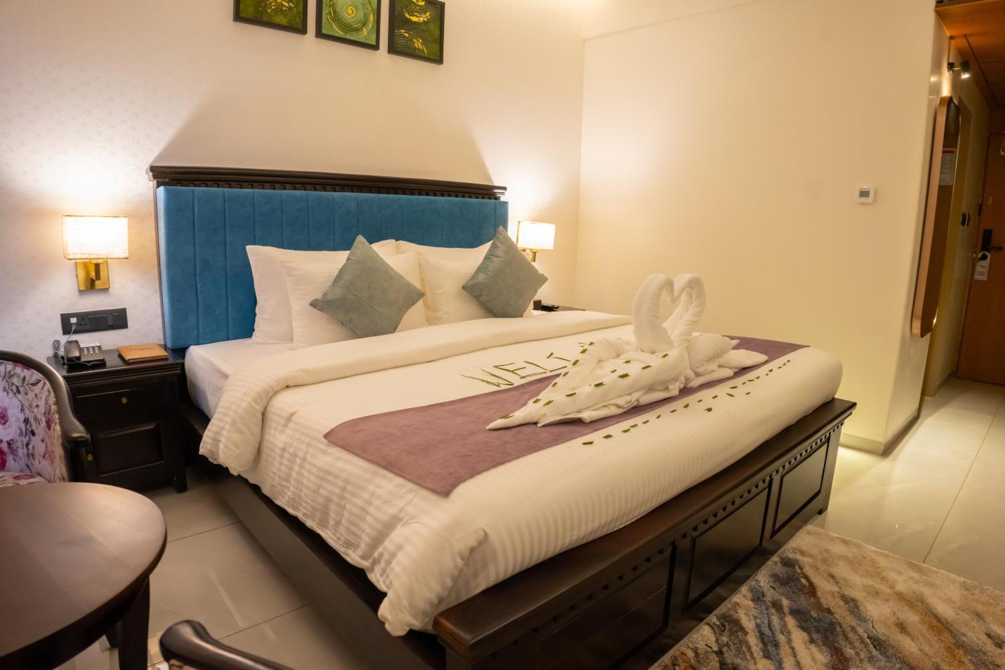 Pride Elite, Daman Hotel Екстериор снимка